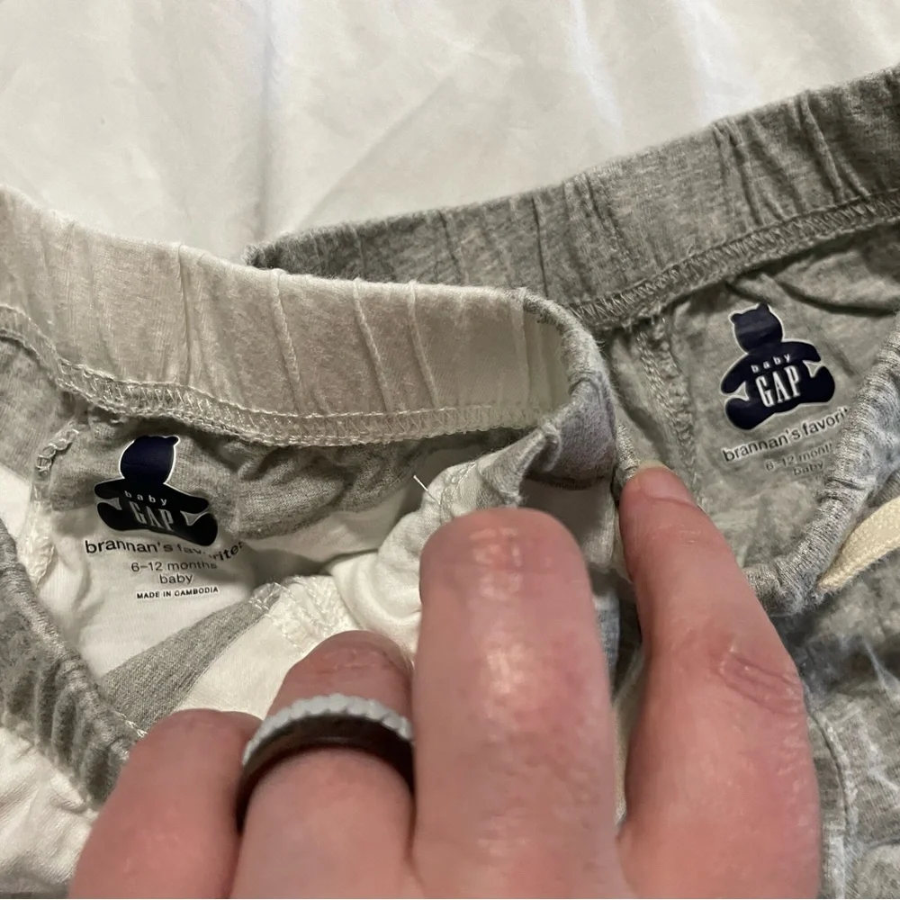 GAP Kids Striped Gray and White striped Shorts 2 pairs bear shorts 6-12m cotton